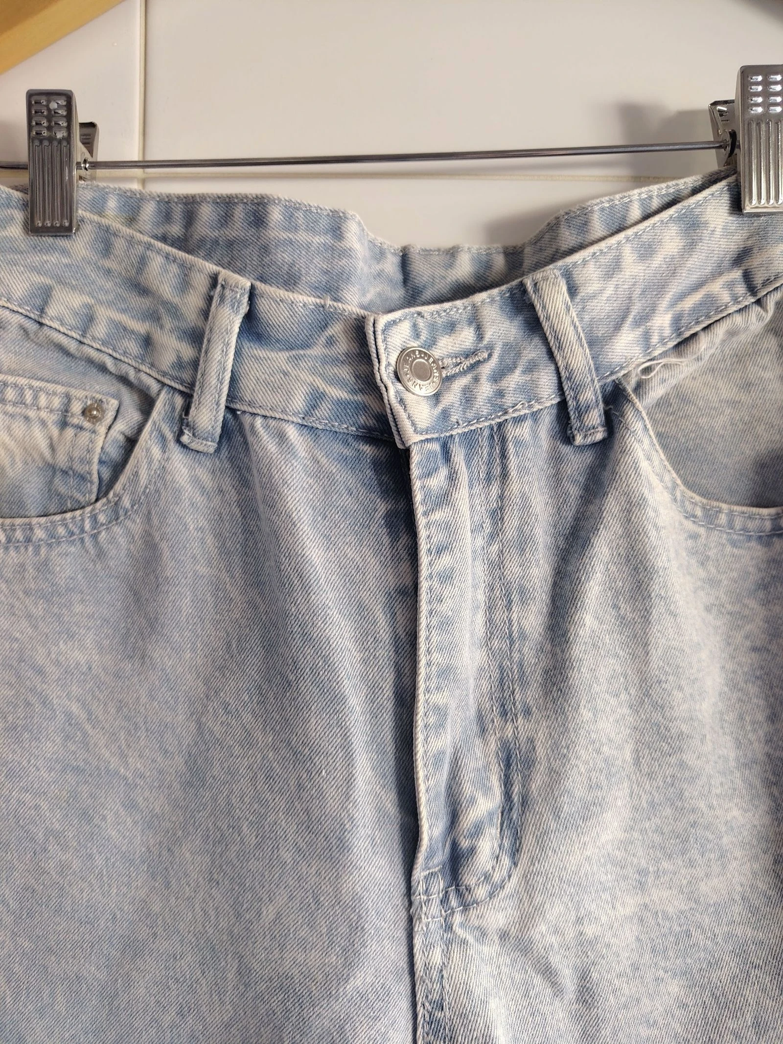 Jean mom fit bleu clair déchiré – Taille 38 – Neuf – photo 3